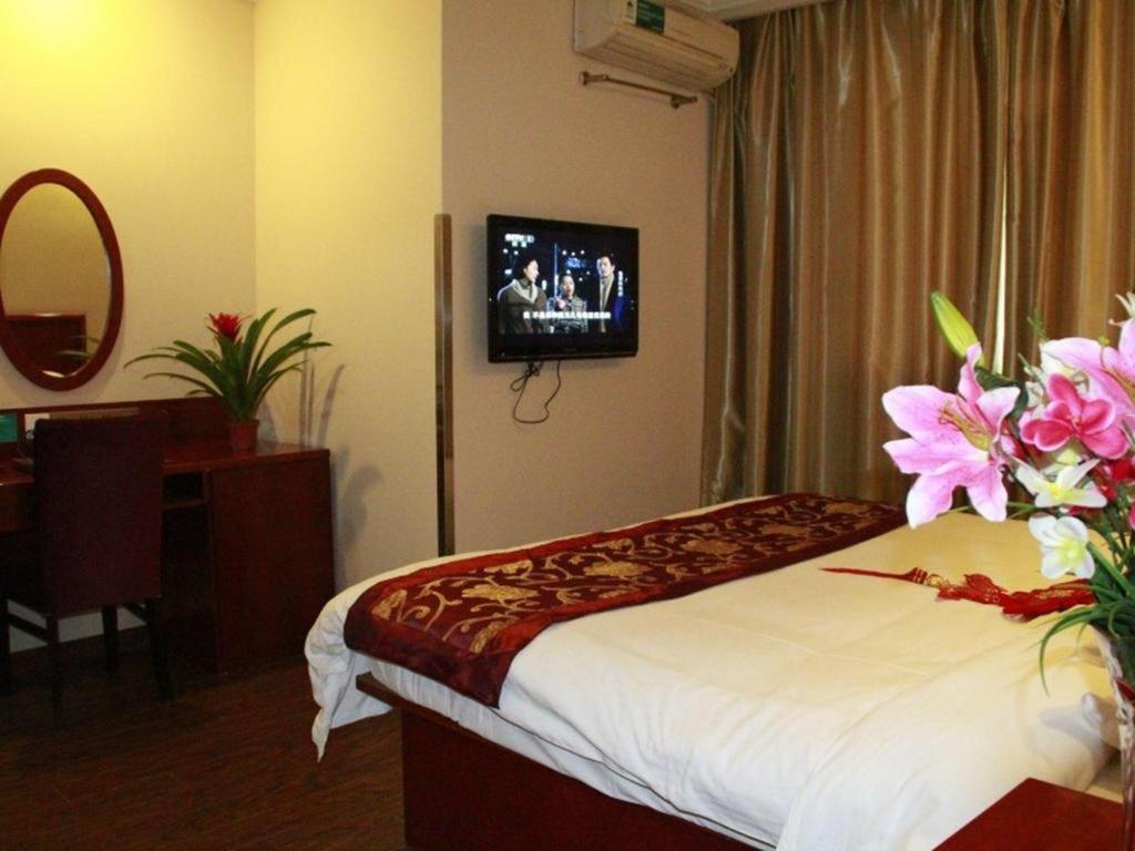 Greentree Inn Shanghai Guangxin Road Tongji Hospital Express Hotel Εξωτερικό φωτογραφία